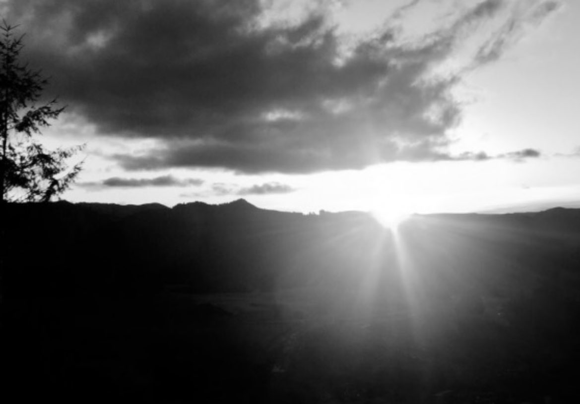 skyandtide's tweet image. today was all that it needed to be
a little bit of static
mostly space