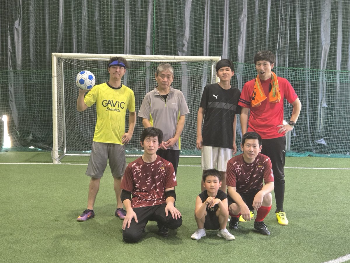 皆さんこんにちは。ツエーゲン金沢BFCの広報たなようです。暑い日が続きますが皆様いかがお過ごしでしょうか。本日、シェア金沢にて定期練習会が行われました。基本を中心にブラサカを楽しみながら練習を行いました。新しいメンバーも来てくださりより盛り上がりを見せています。