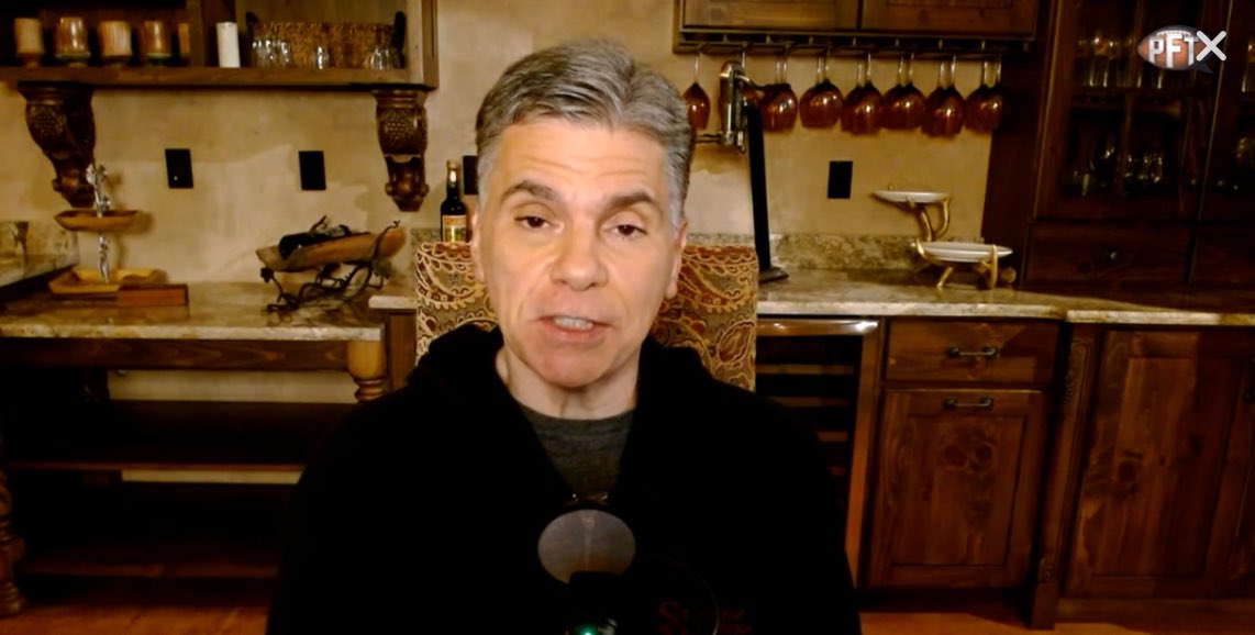 darrenrovell's tweet image. Mike Florio talking about Aaron Rodgers as he waits for his pizza to be ready?