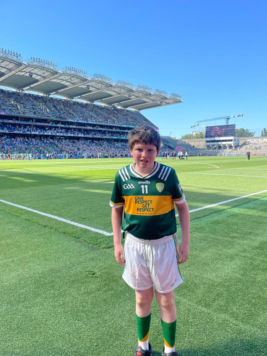 Tubbercurry GAA Club (@tubbercurry_gaa) on Twitter photo Well done to U13 player James Dunne who represented the <a href="/HolyFamilySligo/">Holy Family NS Tubbercurry</a> during the Cuman Na Mbuinscoil Half Time Game in Croke Park yesterday. Well done James 👏🏻 Well done to U13 player James Dunne who represented the <a href="/HolyFamilySligo/">Holy Family NS Tubbercurry</a> during the Cuman Na Mbuinscoil Half Time Game in Croke Park yesterday. Well done James 👏🏻