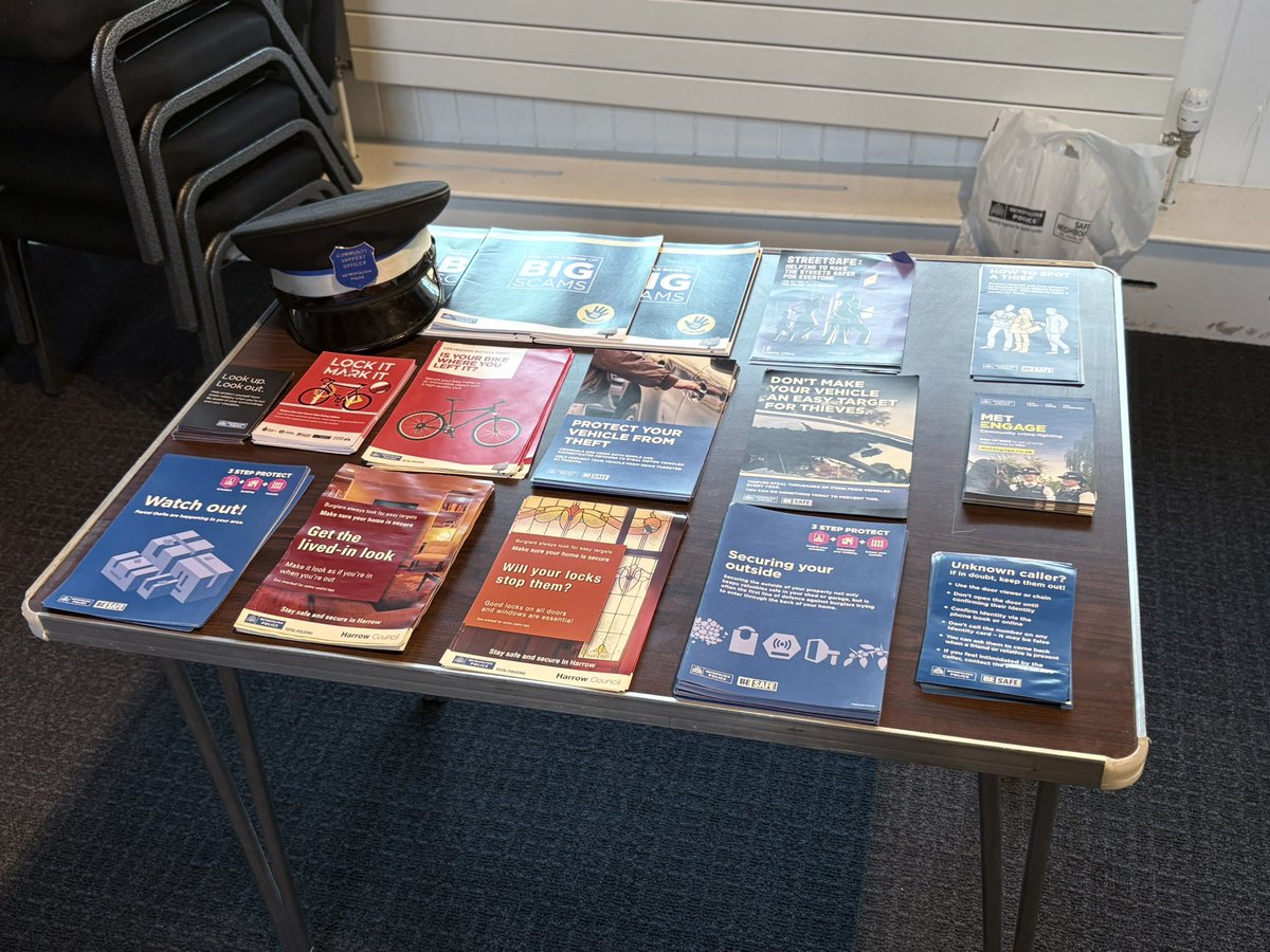 Pinner Police tweet media