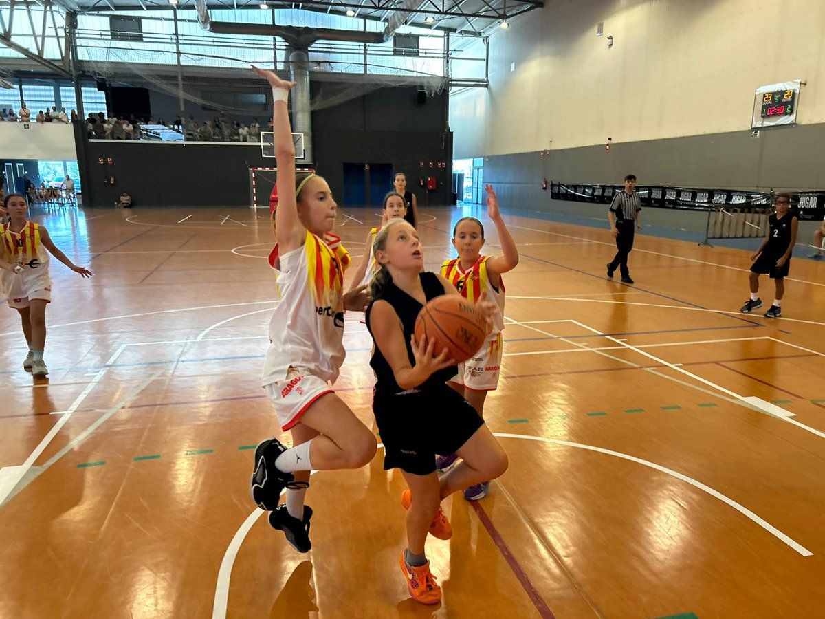 FCBQtecnic's tweet image. TORNEIG I 🏀Torneig Seleccions Mini Balaguer
Jornada 3 (Masculí)
Com. València-Catalunya-2 (71-70)
Aragó-Catalunya-2 (60-97)
Jornada 3 (Femení)
Aragó-Catalunya-1 (56-59)
Com. València-Catalunya-2 (46-43)