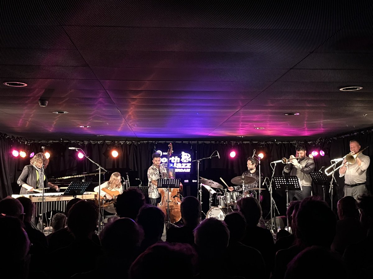 TheodeBruijn's tweet photo. The magnificent conclusion to an unusually weak day at NorthSeaJazz. An absolutely top concert by Amaryllis | Mary Halvorson. With a fantastic Patricia Brennan @pfvibes. 

@northseajazz https://t.co/R1EZqCkhHj