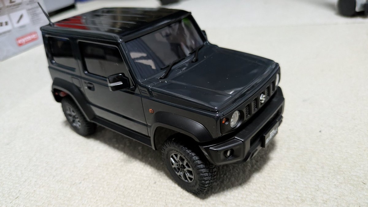 Dforce_drift's tweet photo. 息抜き（息抜き？）に4×4のジムニー買ってみた。

うむ、左にまったく曲がらない。ステアリングが切れない。 https://t.co/D5FbuyouEj