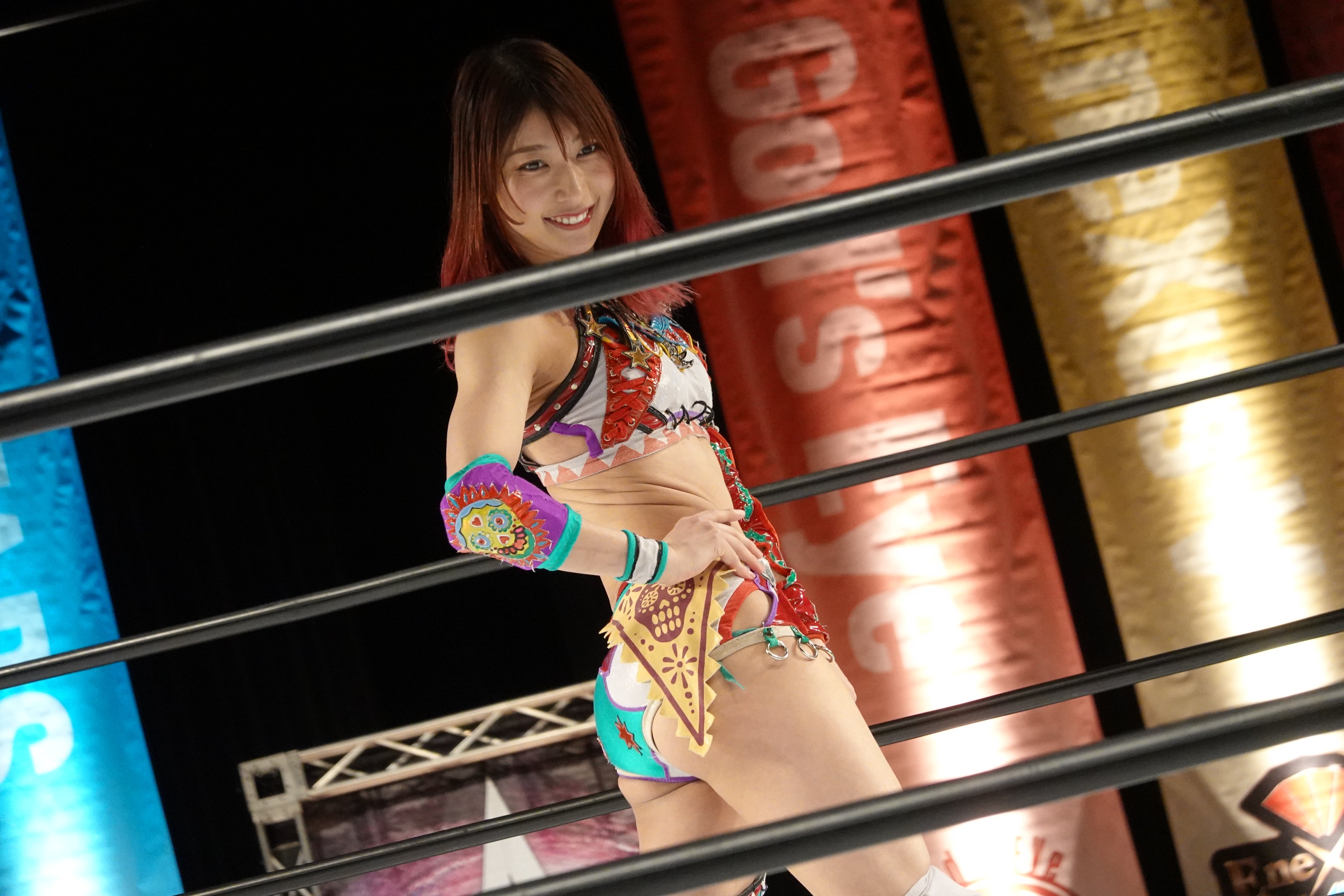 DMMオンクレ　完全受注生産品 STARDOM　STARS　向後桃 向後桃 on X: 