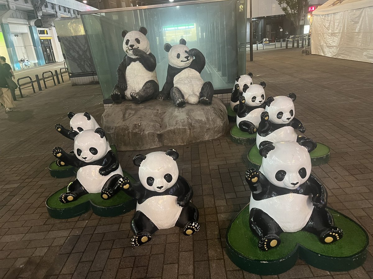 momobishime's tweet image. これがステージから見える景色か🤔
 #foru 
 #れんてつ