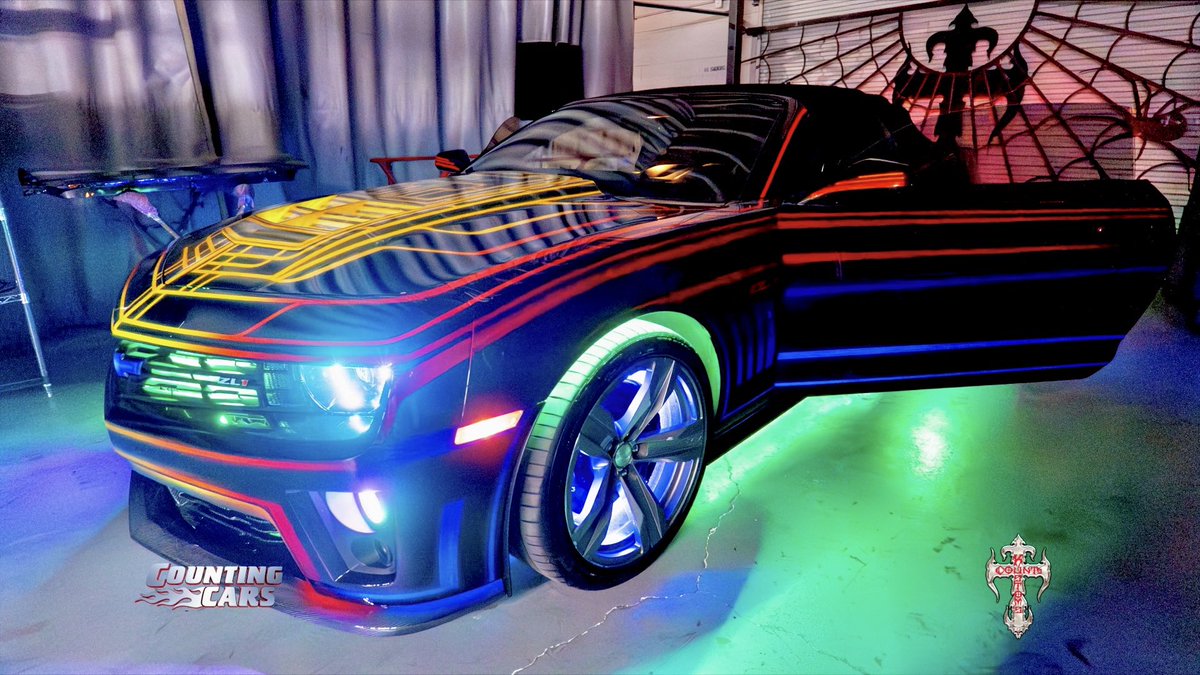 CountsKustoms's tweet image. Check out this cool &quot;Tron” paint job by @RyanAtCounts at Count’s Kustoms! You can build your kustom project here as well, just email projects@countskustoms.com to paint or build your next ride! #countskustoms #lasvegas #history #countingcars #camaro @DannyCountKoker