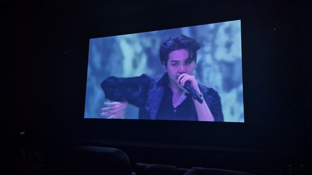 Peachy_Mamma's tweet photo. I SHOULD HAVE REMINDED MYSELF ILL BE SEEING THIS YOONGI TODAY!! 💀
#MOTSONE #HYBECINEFESTINASIA https://t.co/bPvEQhfUiV