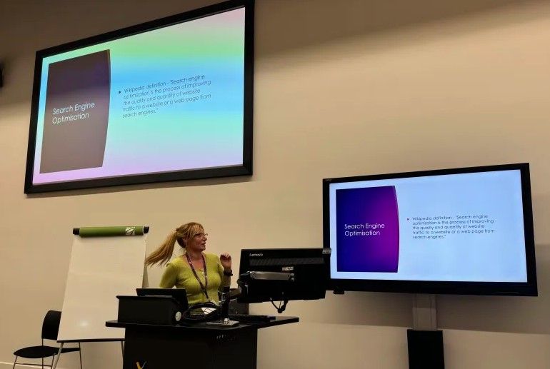 NeuraSearch Laboratory tweet media