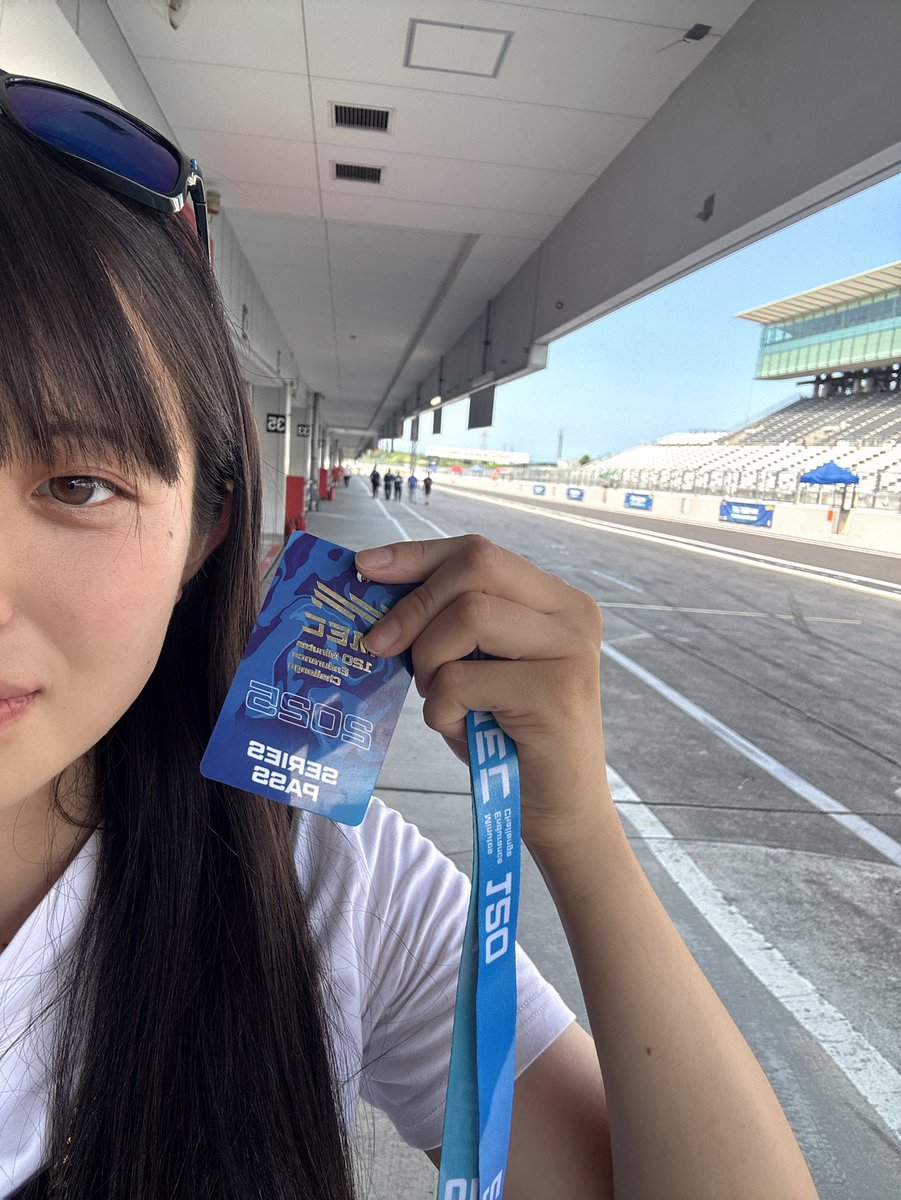 今日は鈴鹿サーキットでMEC120観戦してきた！✨
FDJ3参戦をサポートしていただいているE-NEEDS様の応援に📣🎌
ピットインも見たいしせっかくならコーナーも見たいしで走り回った笑