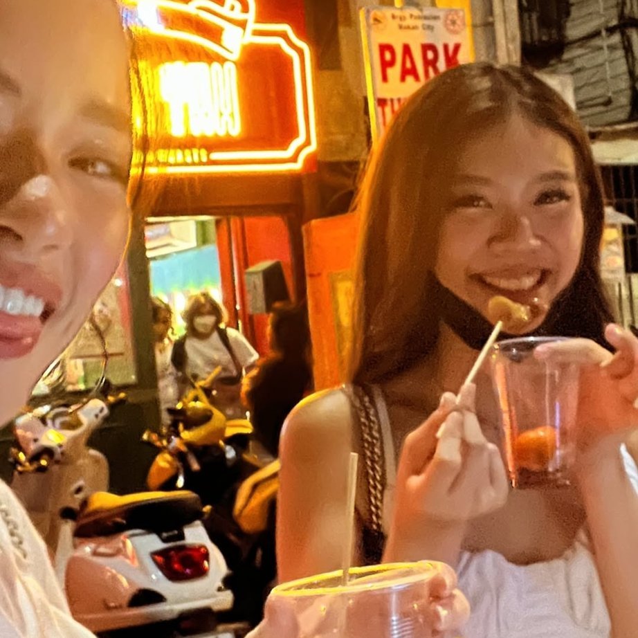 curesdcurse's tweet photo. Night with You - #aiahcey oneshot au  |  #phantoms_aiahceyau

Just a model asking out her favorite woman for a date.

https://t.co/mhSkFwjB6n https://t.co/JtcUM2SNHR