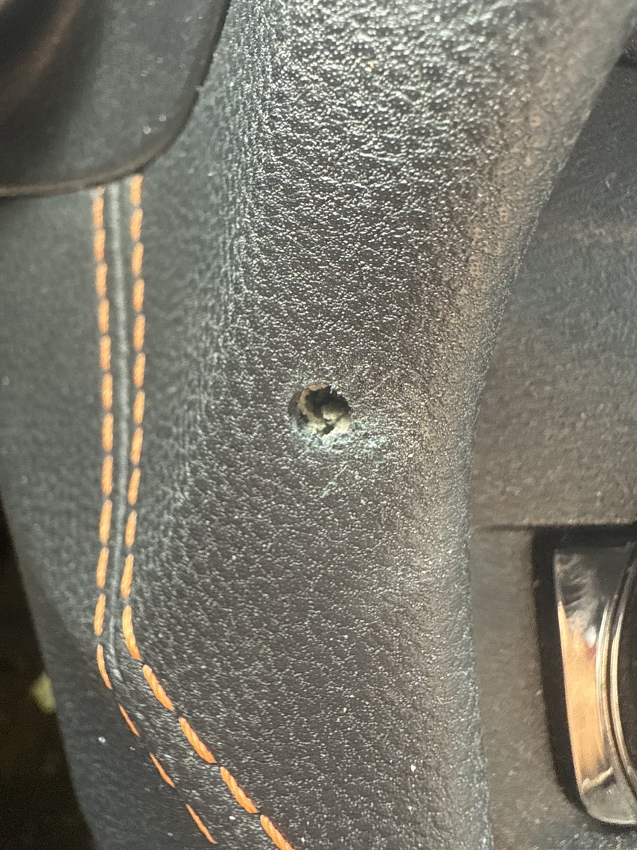 jameshannumWx's tweet image. I have never wanted to delete a post so bad.
I posted about my incident 2 days ago now and have gotten many insane responses. From people telling me that I was paid to post that, that I did it on purpose, it never happened because I only showed the steering wheel, that I was…