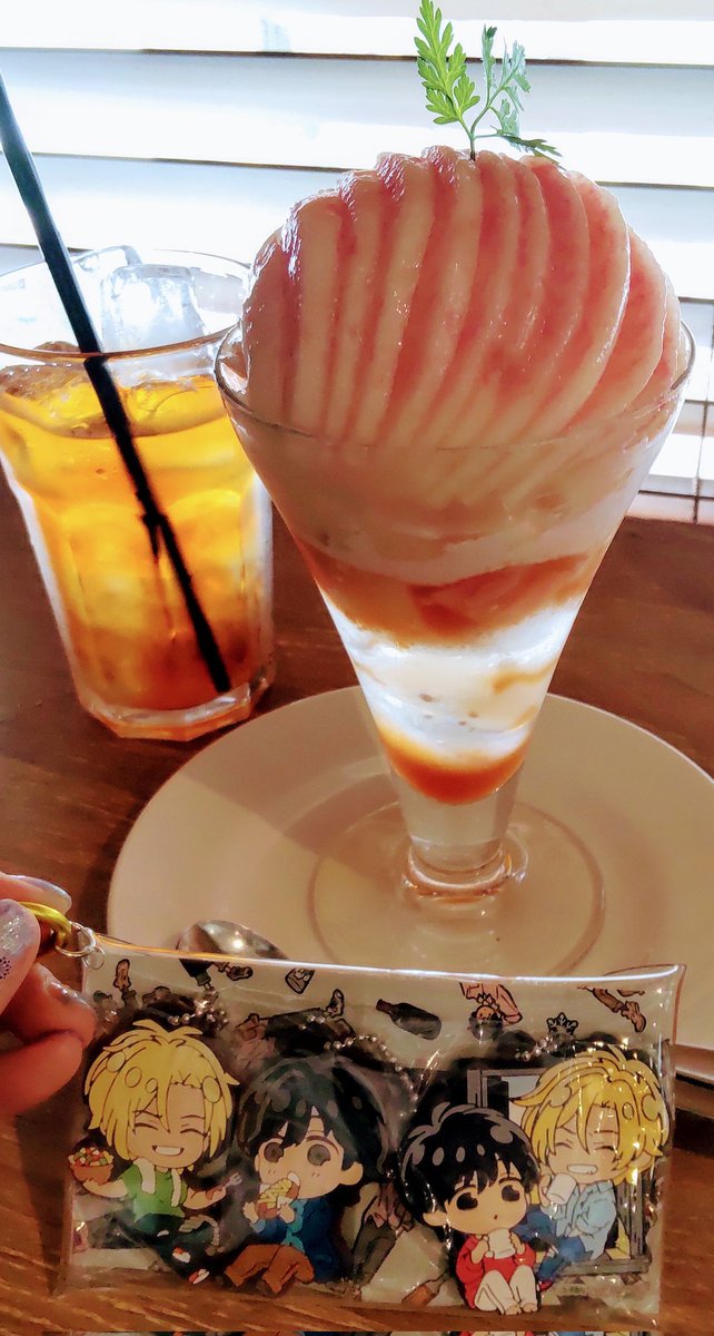 神戸行ったついでに桃食べた☺️
美味しゅうございました💕