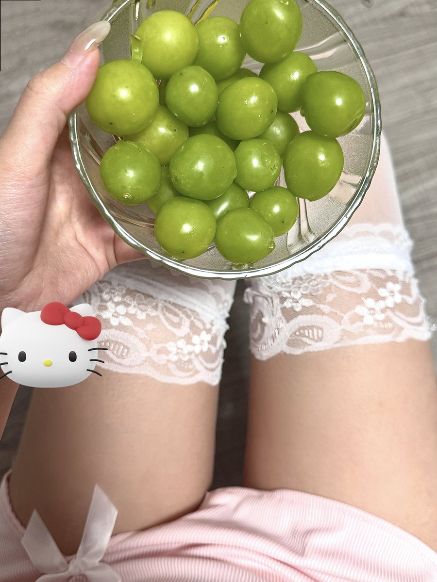 Estrella_Rose0's tweet photo. 少爷请吃 #小狗日記  #女仆 https://t.co/dE840Onsjr