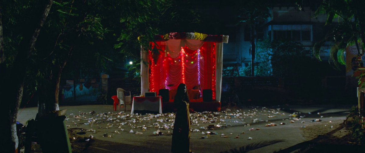 loversinmoon's tweet image. there’s just something about the color and the lighting in karan kandhari’s directorial debut, sister midnight (2024), that works on me like a moth to a flame
