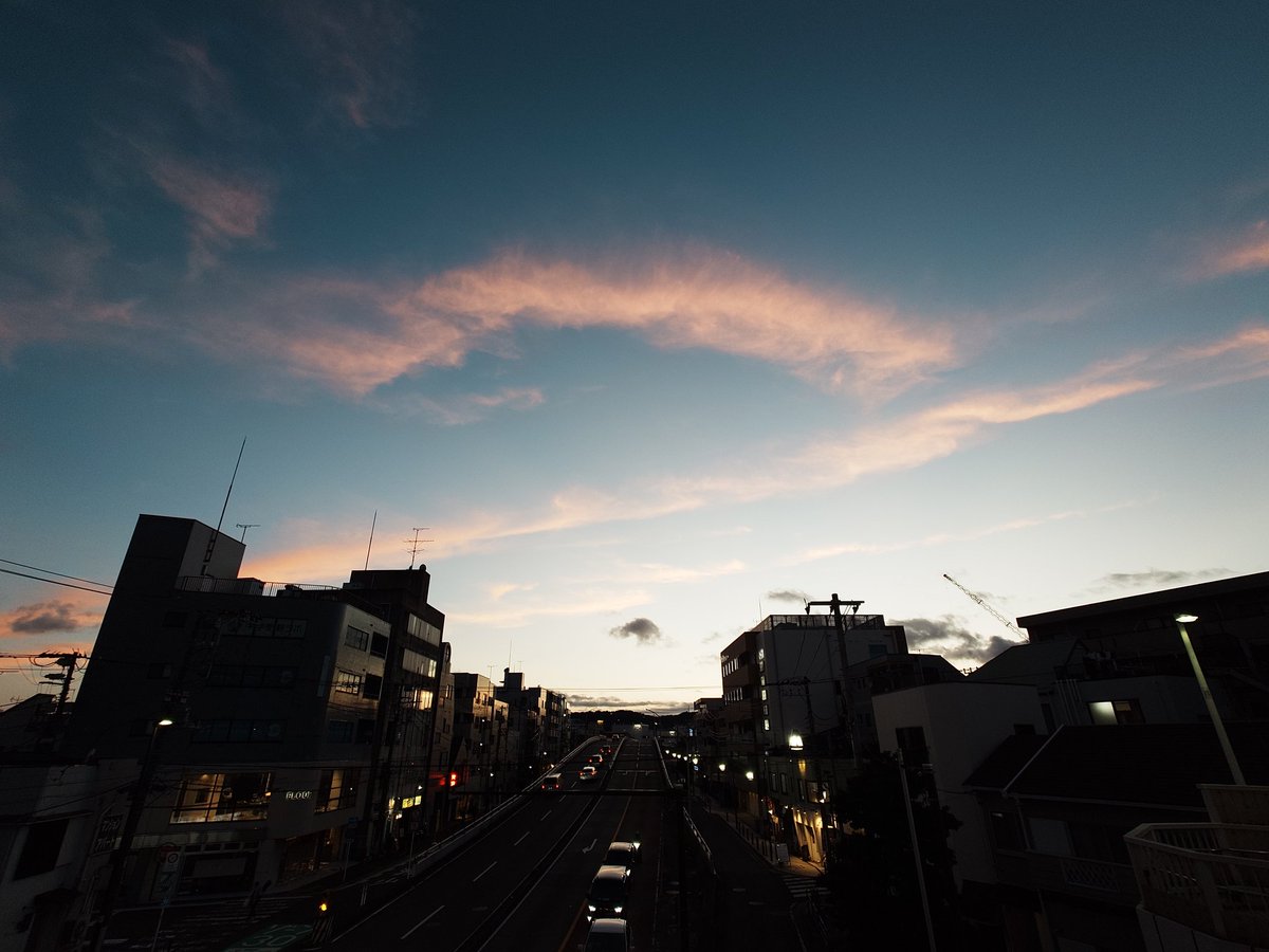 今日は一つの仕事だけで人が多いところに行かなかったからか、すごく心が穏やか。
いい日曜日だ〜