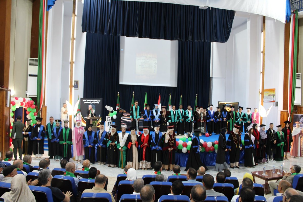 جامعة الشهيد الشيخ العربي التبسي تبسة تحتفي بطلبتها المتفوّقين الأوائل خلال حفل اختتام السنة الجامعية 2024–2025 univ-tebessa.dz/arab/15041/