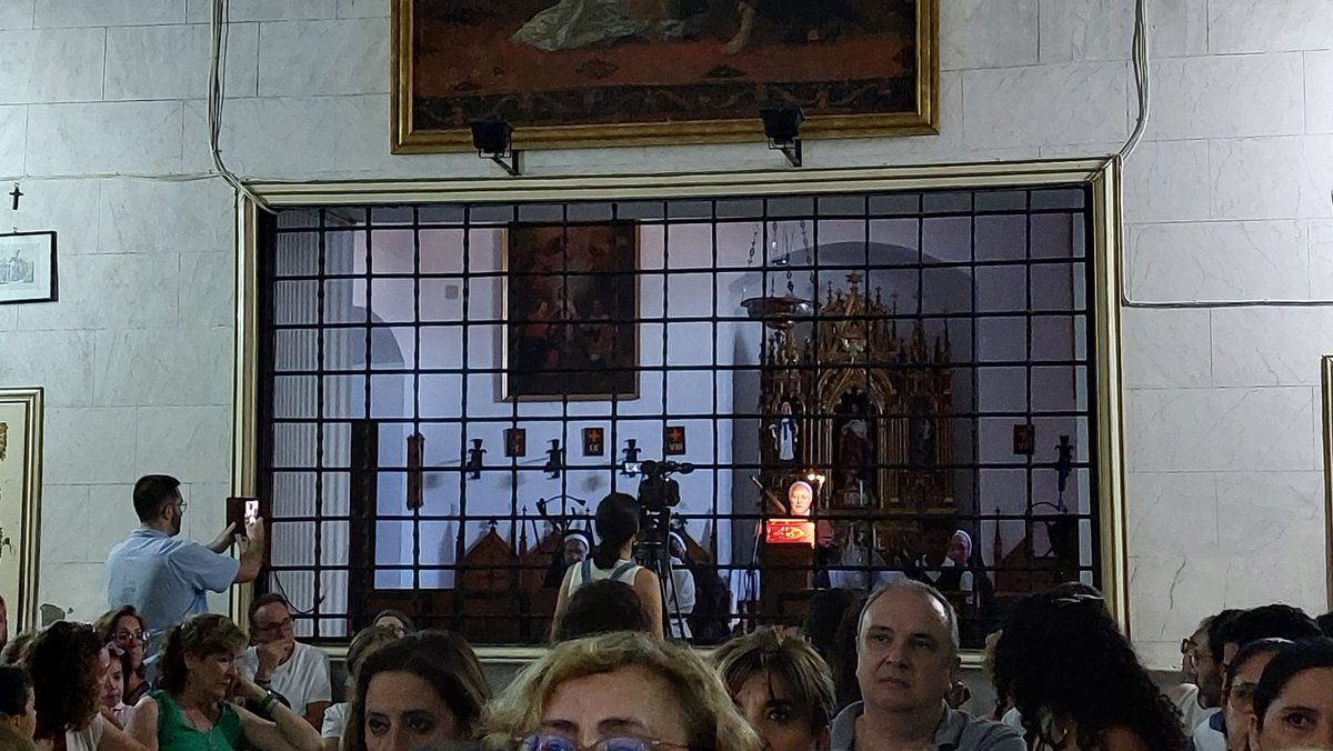 La Coral Frexnense y su Escolanía fueron los encargados de despedir el IPP Summer School y abrir las puertas del curso de verano Arias Montano. Nuestro Concierto Renacentista alternó obras musicales con poemas del siglo XVI, recitados por la congregación de Madres Agustinas.