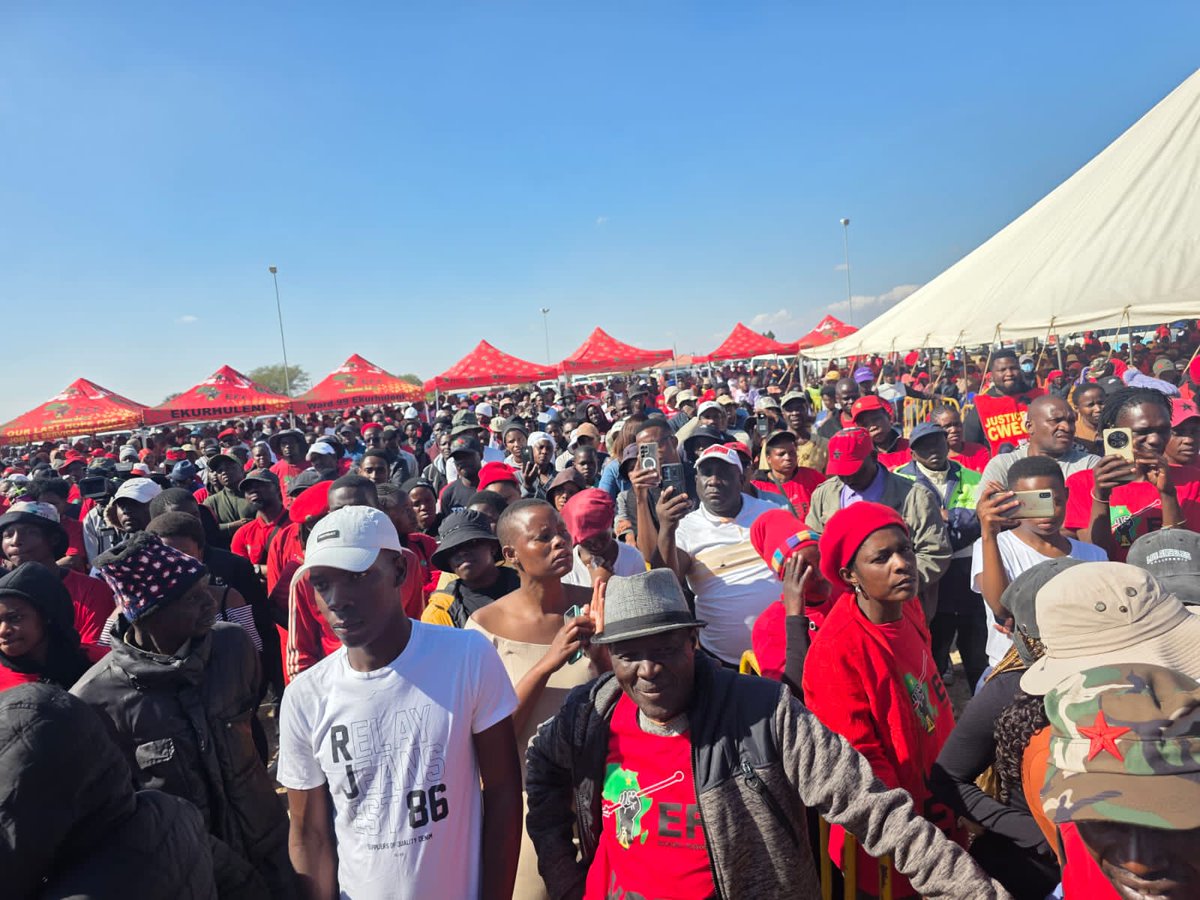 EFF_Limpopo's tweet image. ♦️Must Watch♦️
The EFF Leadership led by the President is Julius Malema have arrived at the Seshego Ward 13 Tshela Thupa Rally.We call on the community of Seshego Ward 13 to come out in their numbers on the 16th of July 2025 and #VoteEFF.
facebook.com/share/v/16st1e…