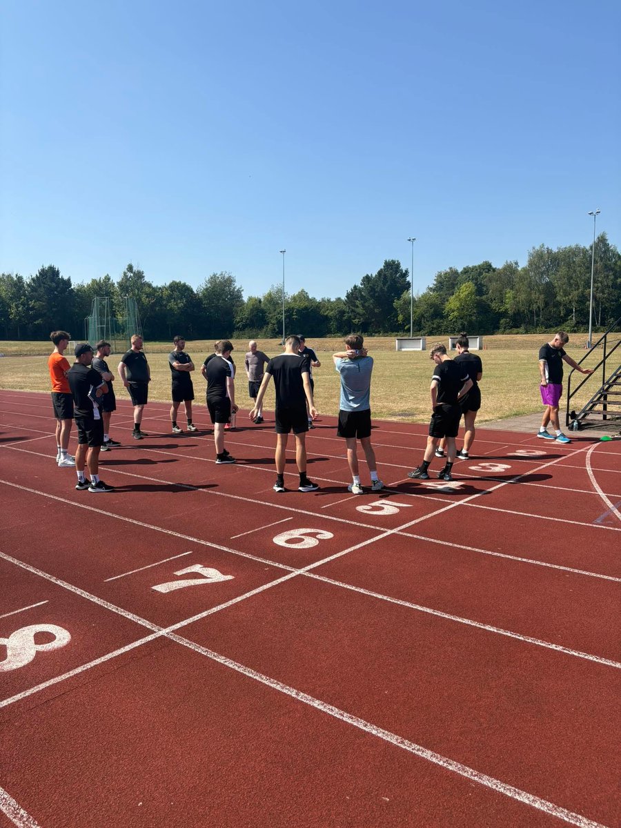 keiranforrest16's tweet image. Level 5-4 nomination fitness test complete for our @BirminghamFA candidates this morning.
Some effort in the heat! ⚽️☀️