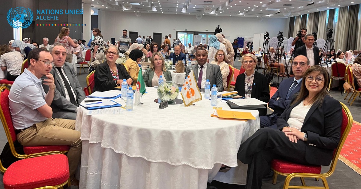 Nations Unies en Algérie (@unalgeria) on Twitter photo En ce #WorldPopulationDay , focus sur les futures générations : "Donner aux jeunes les moyens de fonder une famille dans une #Algerie prospère et porteuse d’espoir". 📊 Données clés, analyses et dialogue intersectoriel pour des politiques éclairées. <a href="/Sante_Gouv_dz/">Ministère de la Santé Algérie وزارة الصحة الجزائر</a> <a href="/UNFPAAlgeria/">UNFPA Algeria</a> En ce #WorldPopulationDay , focus sur les futures générations : "Donner aux jeunes les moyens de fonder une famille dans une #Algerie prospère et porteuse d’espoir". 📊 Données clés, analyses et dialogue intersectoriel pour des politiques éclairées. <a href="/Sante_Gouv_dz/">Ministère de la Santé Algérie وزارة الصحة الجزائر</a> <a href="/UNFPAAlgeria/">UNFPA Algeria</a>