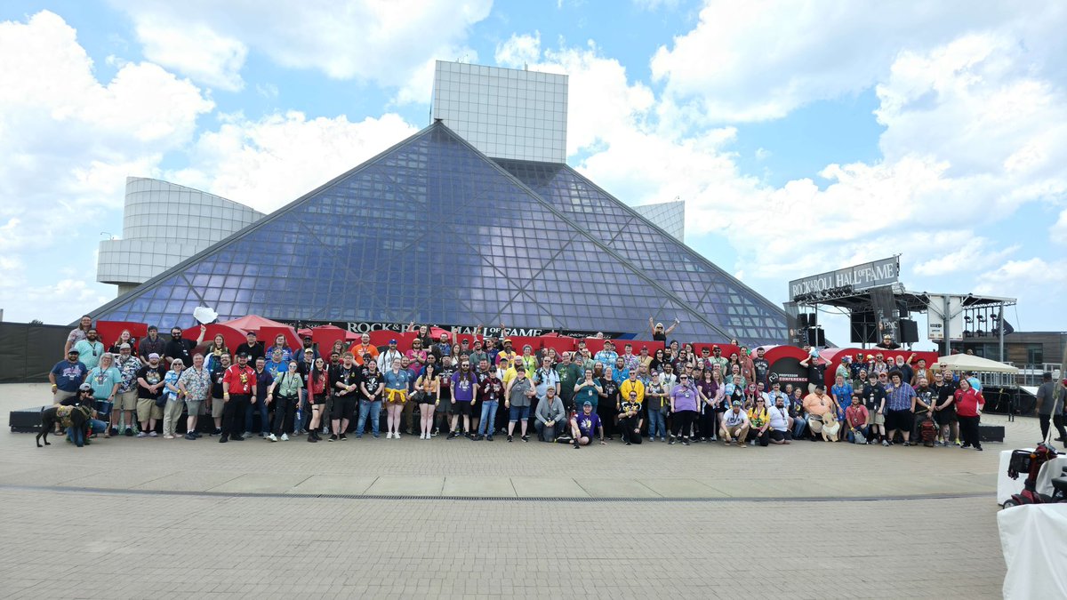 Brain_Frog_'s tweet photo. Being a Pokemon Professor is like living in a little nerdy fairytale. Like what do you mean I get to hang out with really cool people, and learn about really cool stuff all while being in the Rock and Roll Hall of Fame? Crazy!
#playpokemon #professorconference https://t.co/XLXjdd689U