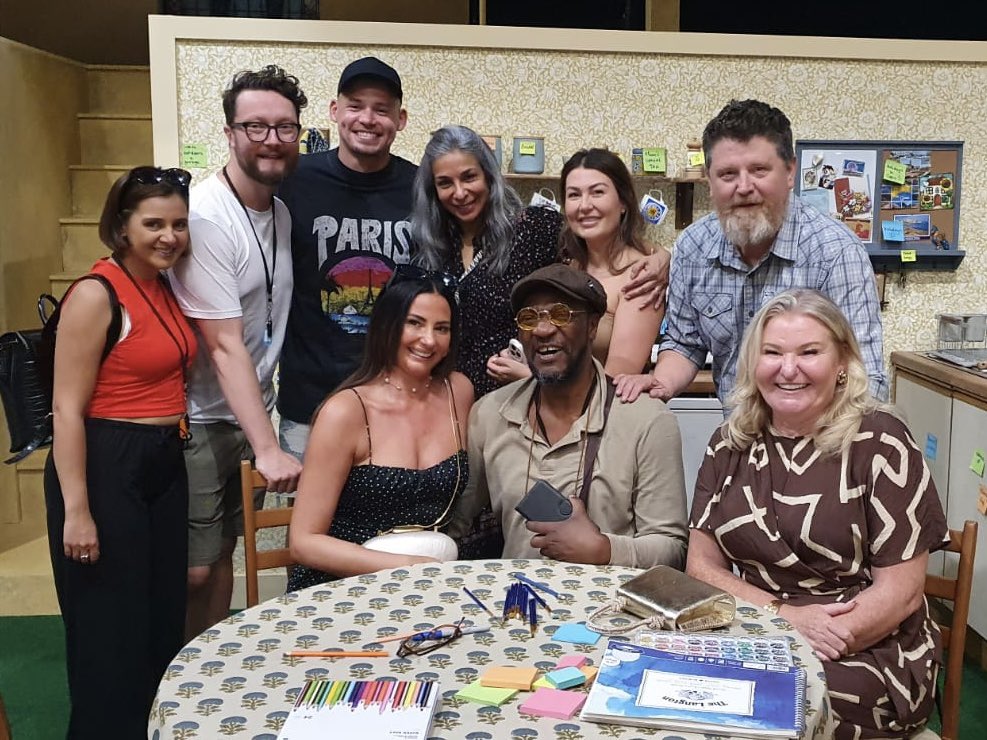 deansmith7's tweet image. Sooooo this happened last night at #ThroughItAllTogether 😵💫🤯
What a beautiful and kind soul he is.