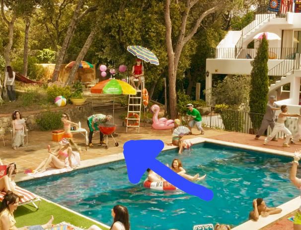 Que a l’anunci d’estiu de <a href="/som3cat/">3Cat</a> ensenyin una barbacoa encesa a tocar d’una pineda és un missatge nefast i contrari a la campanya de prevenció d’incendis de la <a href="/gencat/">Generalitat de Catalunya</a> <a href="/bomberscat/">Bombers</a> <a href="/adfcat/">ADF</a> <a href="/interiorcat/">Interior i Seguretat Pública</a>  <a href="/emergenciescat/">Protecció civil</a> #incendis #foc