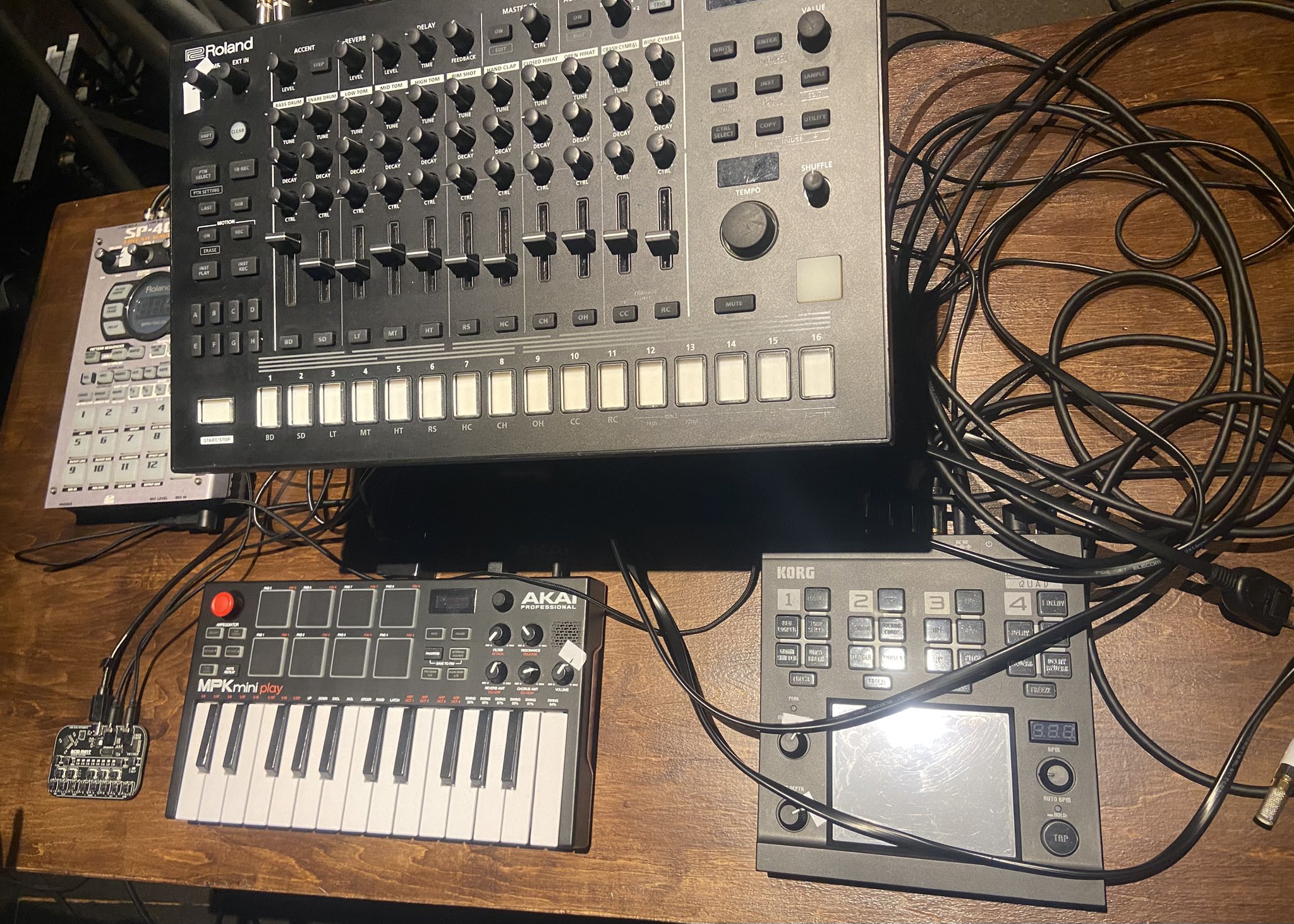 鍵盤楽器 ACID MINT HOME BAKE INSTRUMENTS Home Bake Instruments ACID MINT 82 NEW BASS SYNTHESIZER | Reverb