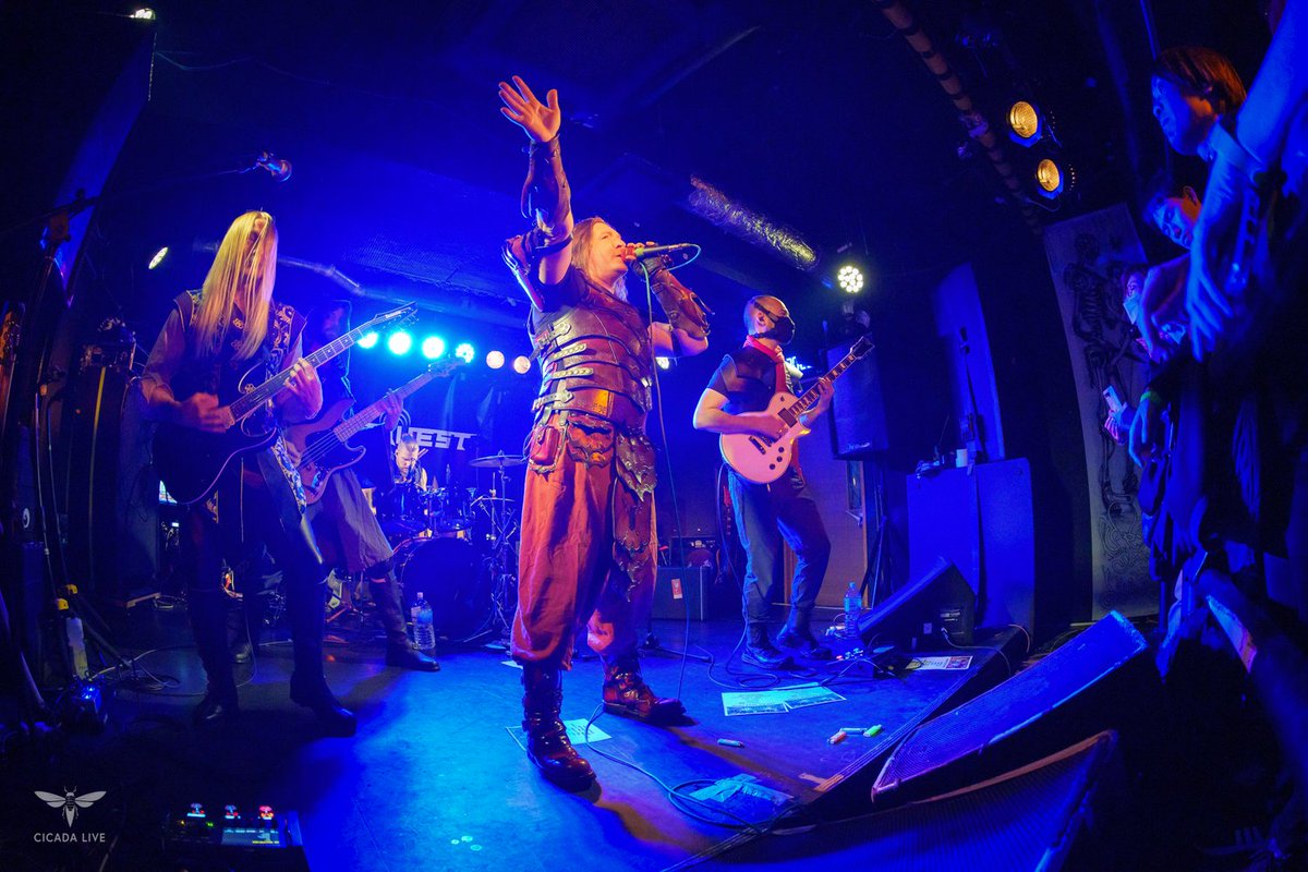 cicadalive's tweet photo. Lords of the Trident
12/14/2024
Club Conquest 広島
📷Ginya Fujikawa & @riekooonishi
#lordsofthetrident #lott #powermetal #japantour https://t.co/RirAPFCWmh