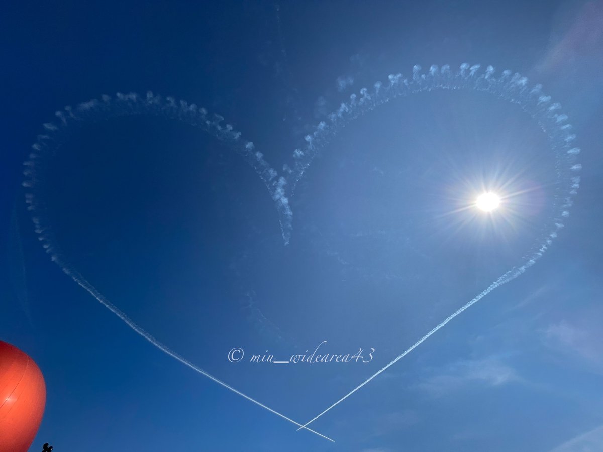 2025.7/13

ついに本番！
ブルーインパルスを大阪・関西万博の会場から
昨日以上の快晴で、大切な想い出になりました🫶

#ブルーインパルス
#EXPO2025 
#大阪の空を見上げよう