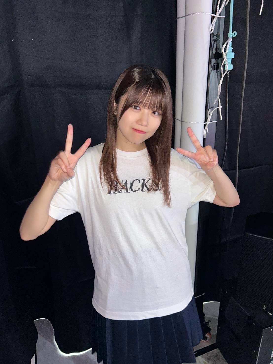 櫻坂46 武元唯衣 直筆サイン入り 生写真 3rd アニラ衣装 座り