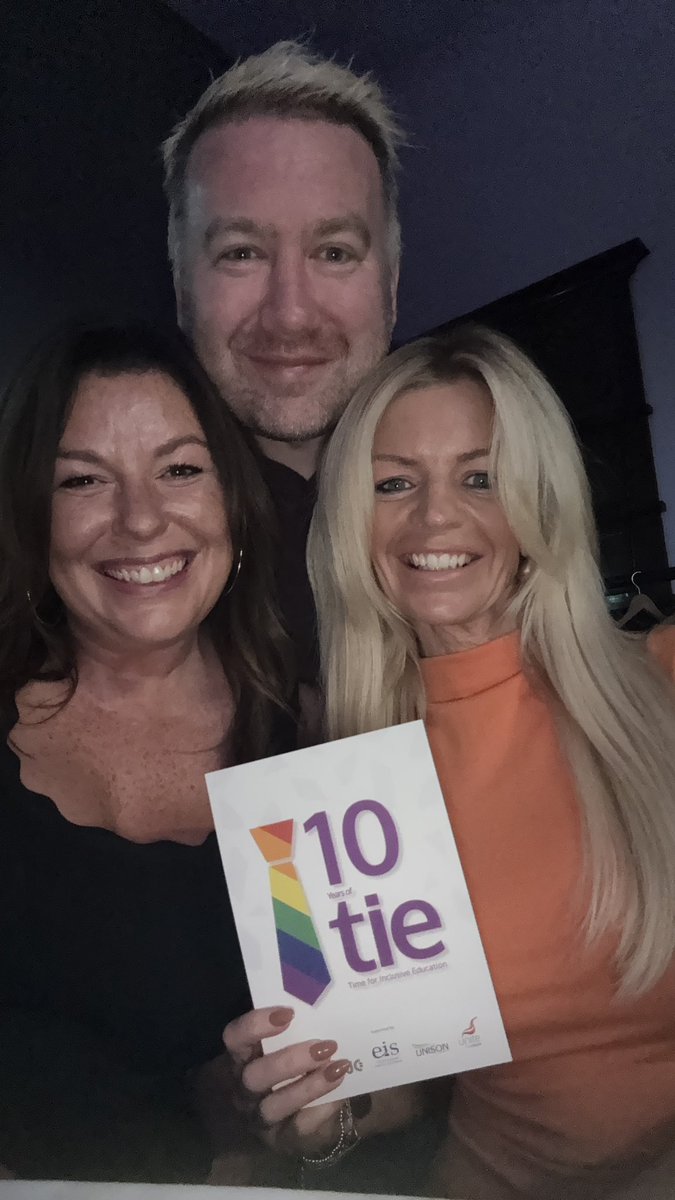 Ms Anderson tweet media