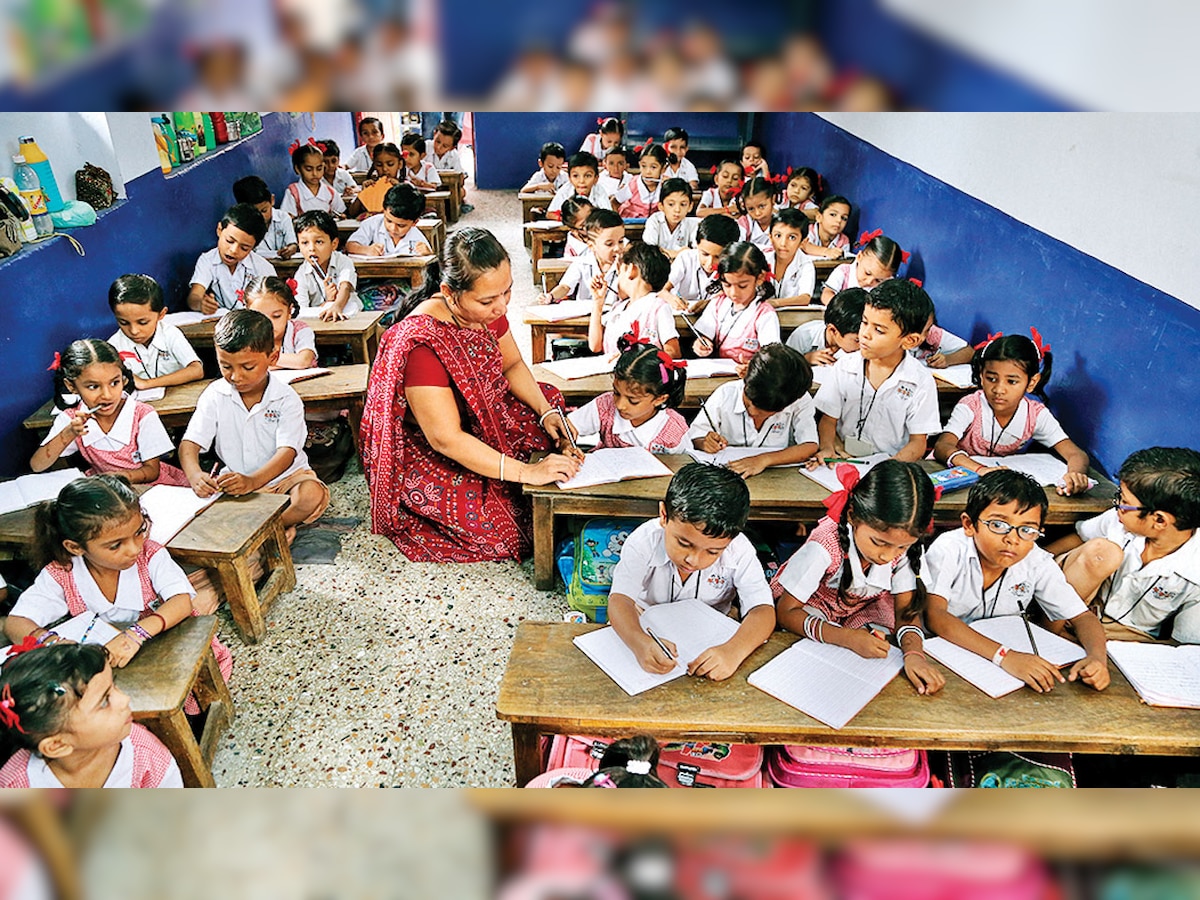 #मधुशाला_नहीं_पाठशाला_दो
[ निजीकरण गरीबों के खिलाफ अन्याय है। <a href="/narendramodi/">Narendra Modi</a> <a href="/myogiadityanath/">Yogi Adityanath</a> <a href="/abpnewshindi/">News Alerts</a> <a href="/RahulGandhi/">Rahul Gandhi</a> <a href="/yadavakhilesh/">Akhilesh Yadav</a> <a href="/vijaykbandhu/">Vijay Kumar Bandhu</a>