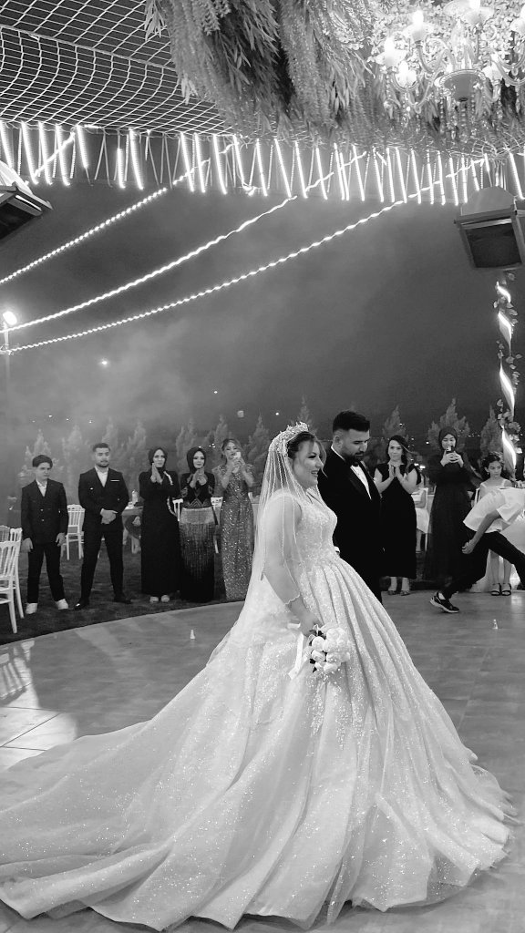 circassian_7's tweet photo. BİZ BAŞARDIK..👰🏼‍♀️🤵🏻‍♂️🤍 https://t.co/gyuyiYXxZt