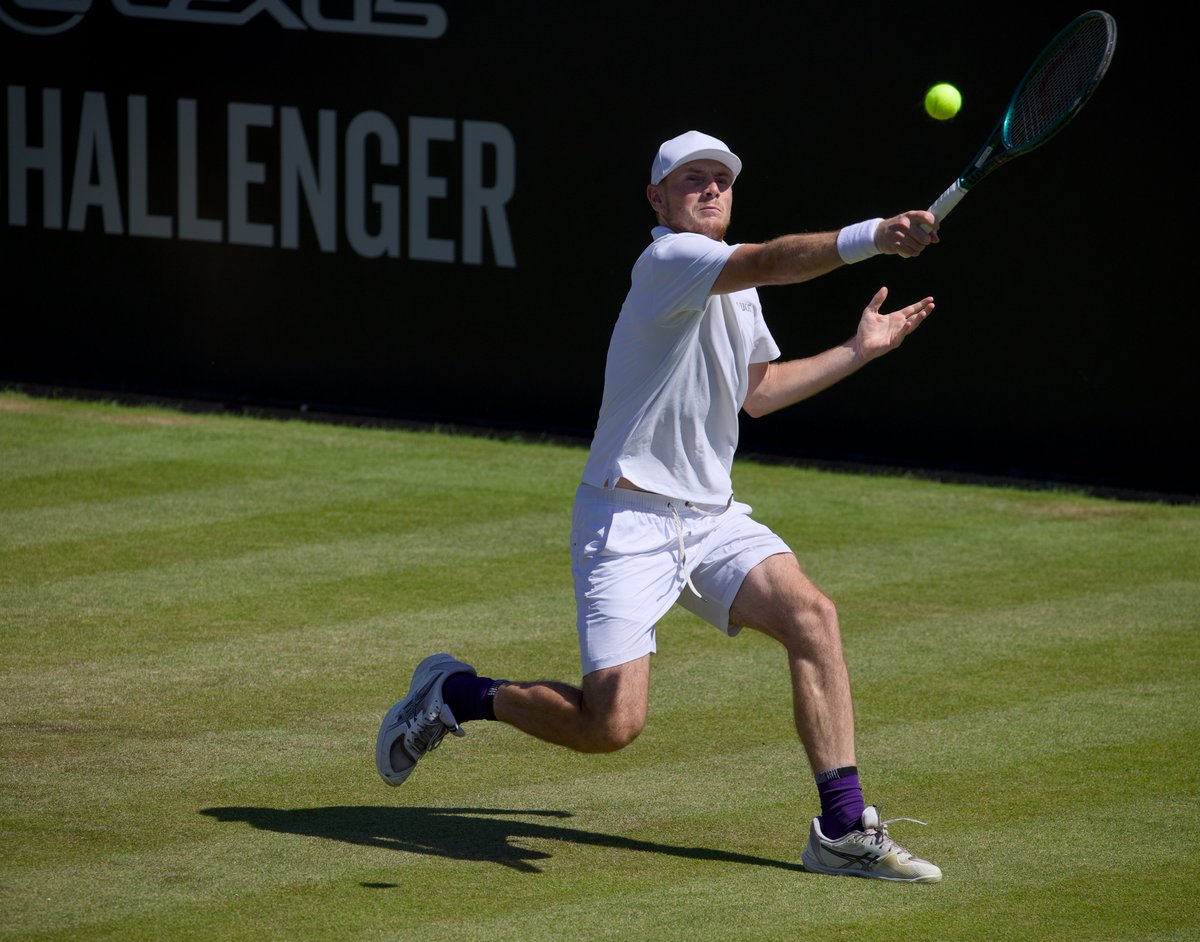 LTACompetitions's tweet photo. A first grass court title is on the line 🌱🏆
 
Kyle Edmund and Jack Pinnington Jones go head-to-head in the Lexus Nottingham @ATPChallenger final at 12:00. 
 
#LexusChallengers #OnTheRise

Attend free ➡️ https://t.co/8nSG4KlVxY
 
Stream ➡️ https://t.co/grdqqmdKPt https://t.co/1P8Ne2TkTi