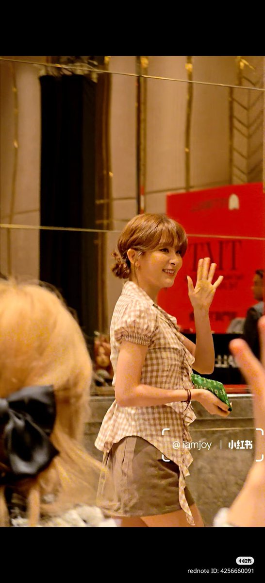KSG Updates (@ksgupdates) on Twitter photo 250713 Macau Yeti Mall Fansign
xhslink.com/m/5H74rSAf7kk
#TILT #슬기 #SEULGI <a href="/RVsmtown/">Red Velvet</a> 250713 Macau Yeti Mall Fansign
xhslink.com/m/5H74rSAf7kk
#TILT #슬기 #SEULGI <a href="/RVsmtown/">Red Velvet</a>