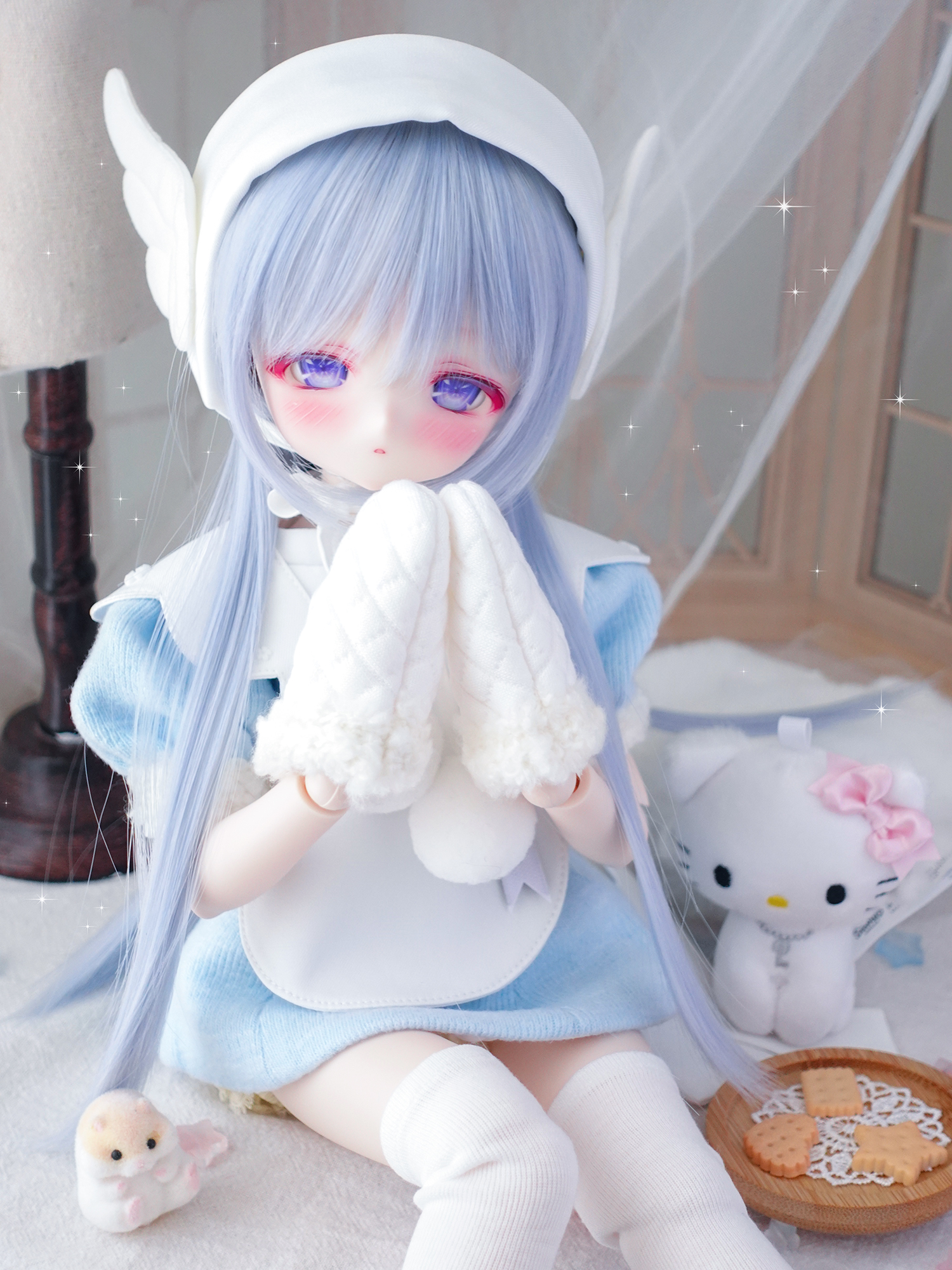 Nanana♡ Na Na Na Surprise Ultimate Surprise with Rainbow Kitty doll