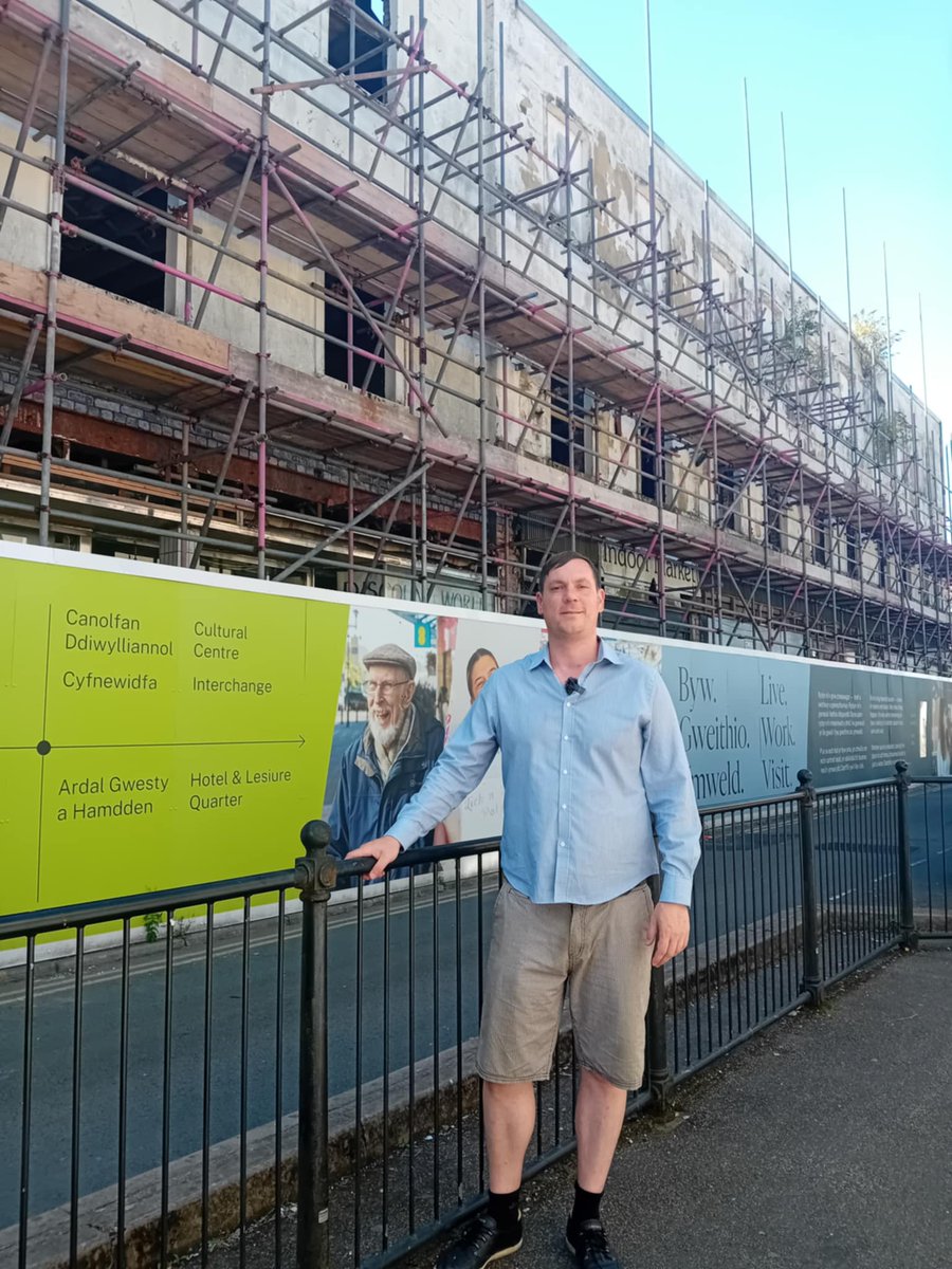 pritchar13's tweet image. I've just sent out my latest weekly update. Topics include:
Pentrebane Street ✅
Employment Support ✅
Caerphilly Castle ✅
Door Knocking ✅
If you live in the Morgan Jones Ward, and would like to be added to my weekly list, please e mail me - jamespritchard@caerphilly.gov.uk
