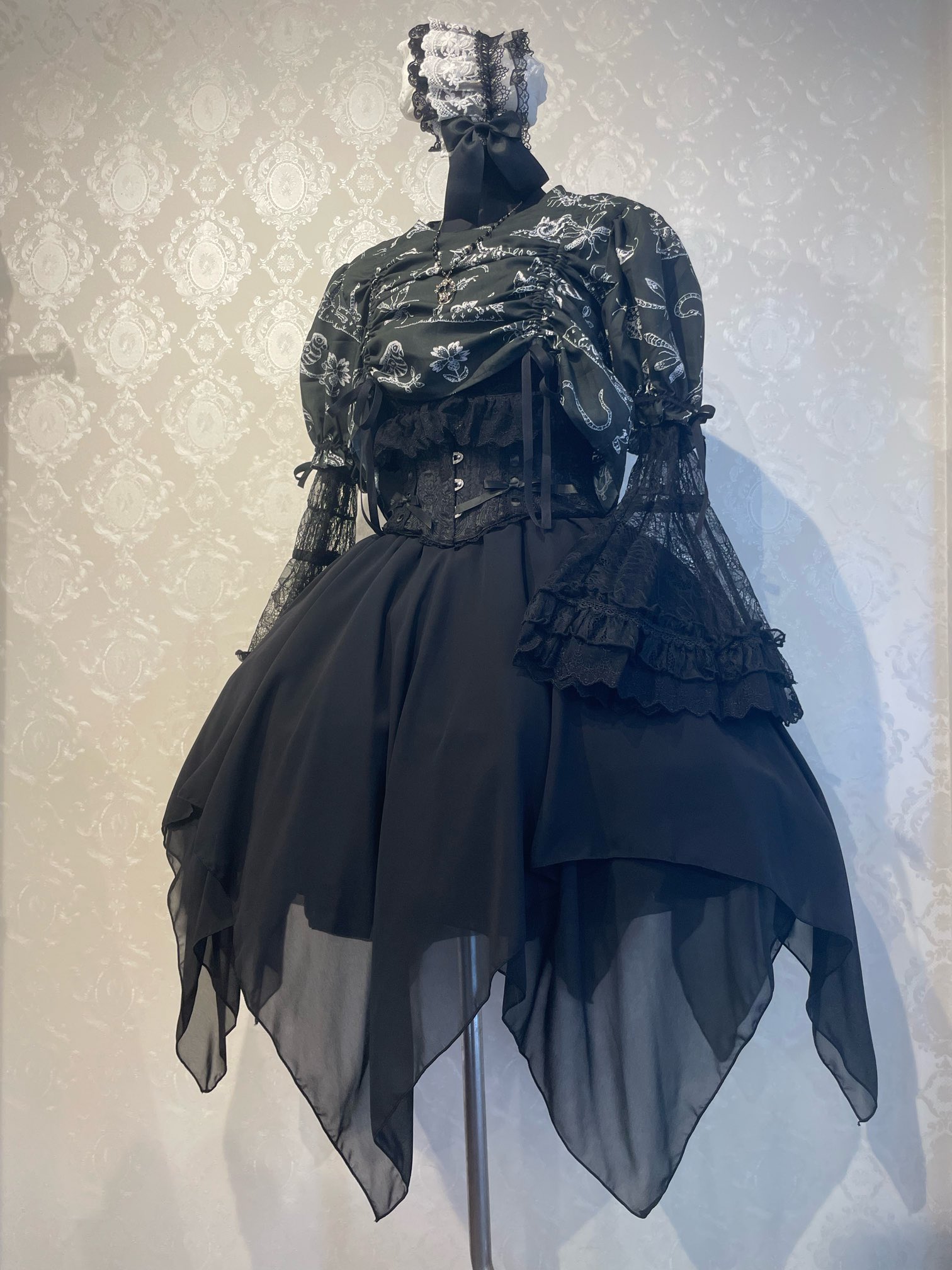 飛騨のあまびえ様御専用ビシト ビシュトBisht Cloak بِشت,ブラック 🎪ATELIER-PIERROT大阪店🎪〜7/13までサマーセール開催中🌺 on X
