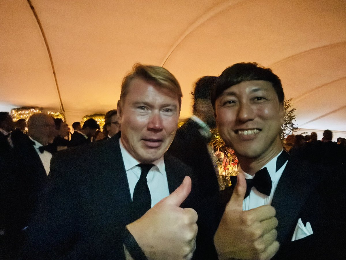 Hiroaki_Ishiura's tweet photo. 2019年に久保田さんのマクラーレンGT3で一緒に鈴鹿10Hに出場したミカハッキネンさんと久しぶりにお会いしてご挨拶
覚えててくれてよかった😊 https://t.co/GcQfm5kztf