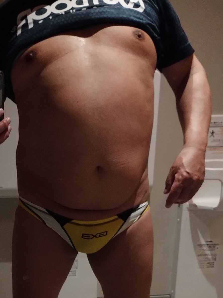 プールではくお気に入り水着、、