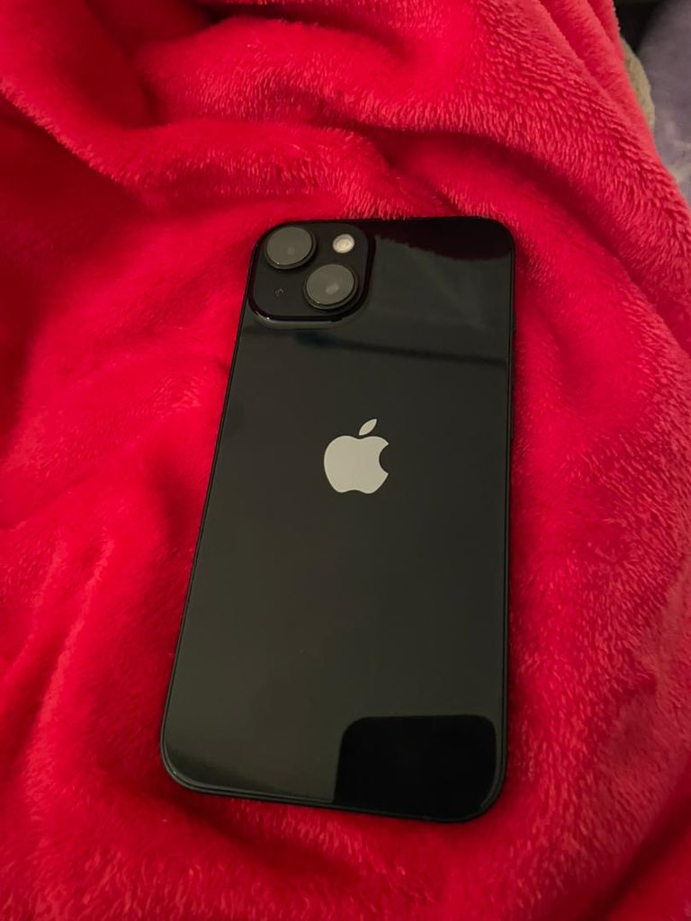 QUICK SALE:
iPhone 14
128GB
BH 100% 

Price: K11,000 
DM/CALL: 0974096943

KINDLY RT🙏🏾