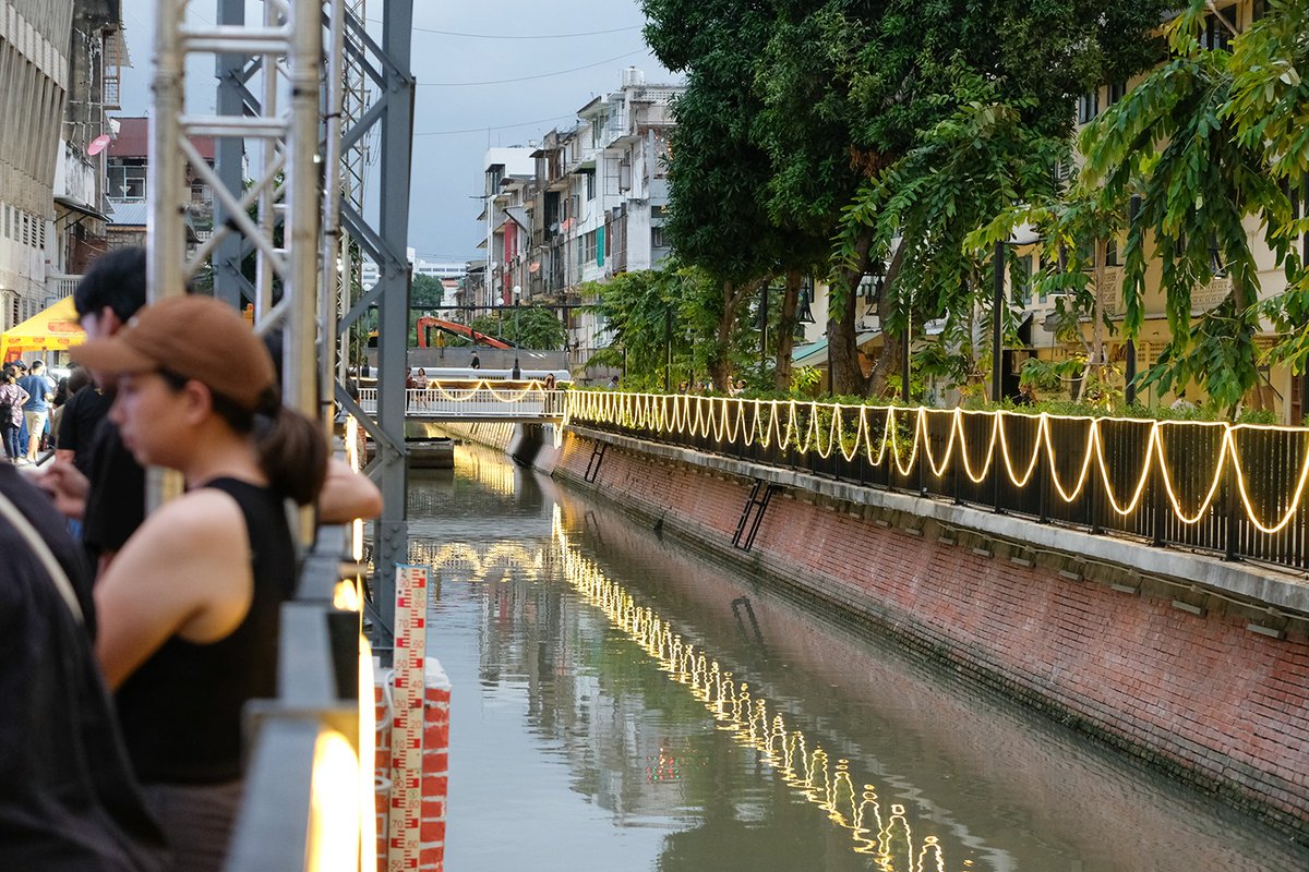Cultural_Bkk's tweet photo. เข้าร่วมฟรี‼ ไม่มีค่าใช้จ่าย
ติดตามเพิ่มเติมได้ที่ Facebook: https://t.co/AXqQv2XyB8
3/3

#GatewayToThaiWayOfLife
#เกาะรัตนโกสินทร์ #CulturalDistrict2025 #หันน่าเข้าคลอง #คลองโอ่งอ่างเฟส2 #ศิลปะริมคลอง
#BKKbytheCanal #พระนครออนโอ่งอ่าง #CanalArt
#MuseumSiam https://t.co/MW7WfVRAZp