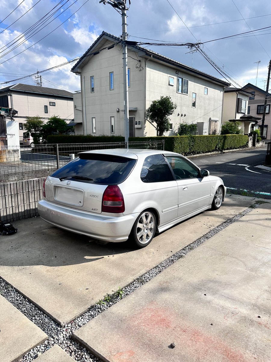 s_48dayo's tweet photo. EJ1売ってEKハッチ買いました
Vi-RS履かせてみました https://t.co/xPd142P6xp