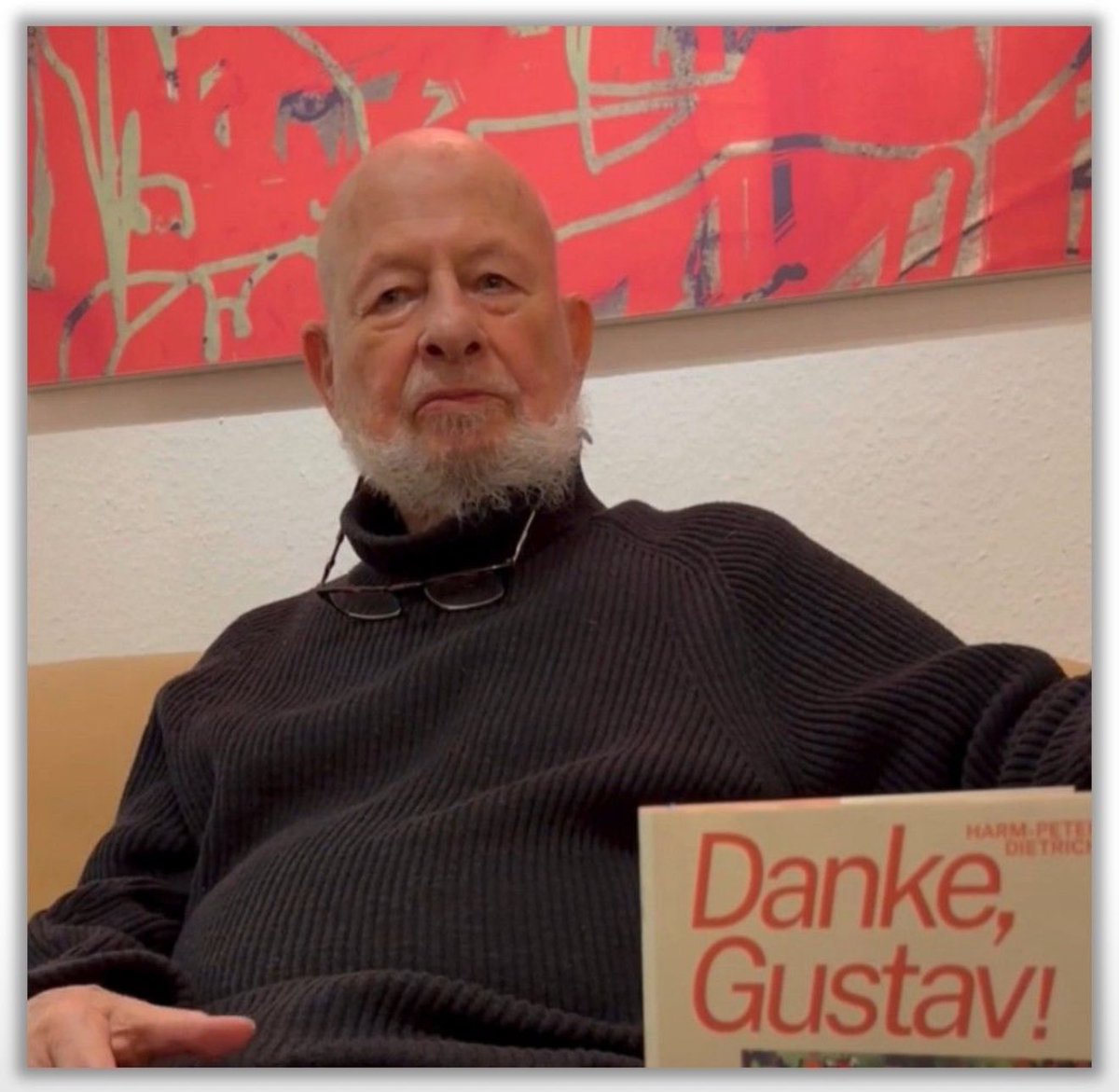 Mit großer Trauer mussten wir erfahren, dass unser langjähriges Mitglied und unser Weggefährte Dr. Harm-Peter Dietrich am vergangenen Freitag im Alter von 88 Jahren verstorben ist.

Harm-Peter war über viele Jahre ein geschätzter Teil des VK. Wir haben mit ihm viele bereichernde