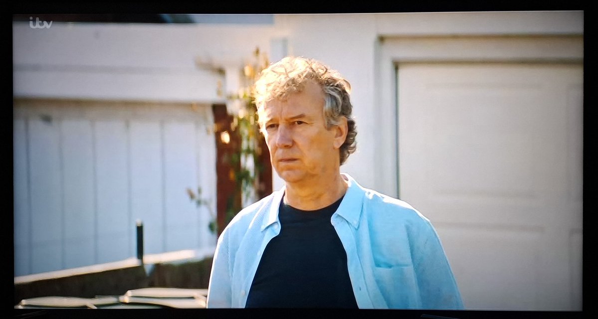OffTheBill_'s tweet image. Richard Huw (MIT's Doctor John Cornell) as Tom Hayes in Series 2 of The Bay (2021).
Reunited with his MIT co-star Lindsey Coulson in all of his scenes.
#MIT #OffMIT #TheBill #OffTheBill #TheBay