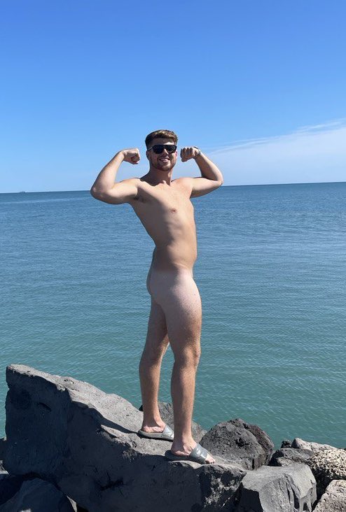 Look at this fine specimen 🤪