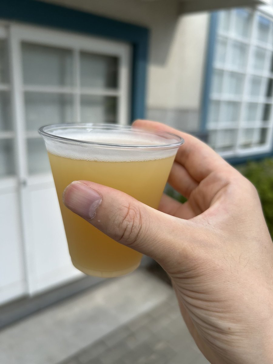 もう一杯let’s beer worksという北区東十条の醸所のHazy IPA🍺