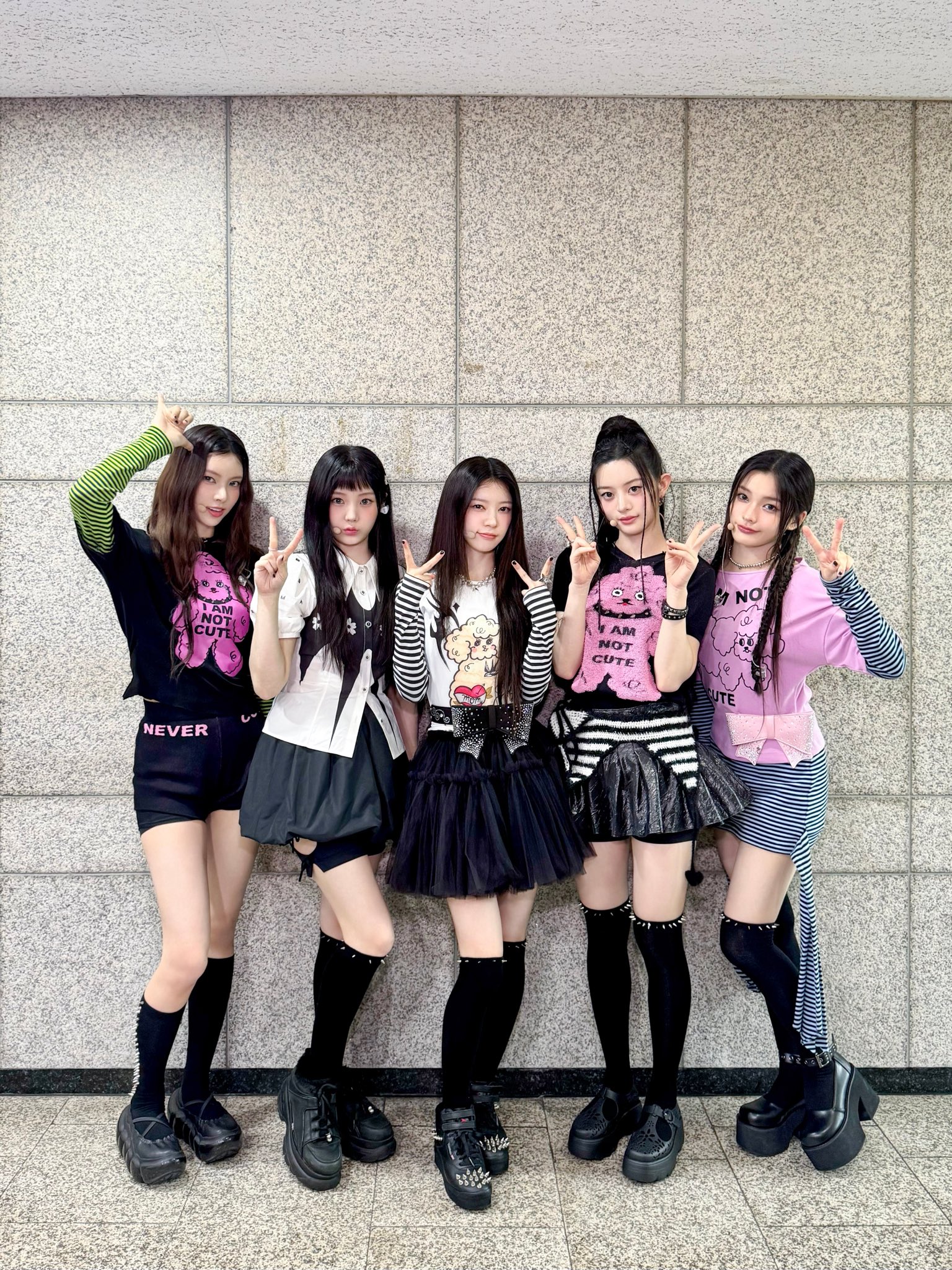 이번 컴백도 6주 꽉 채워서 한 아일릿 착장 모음.jpg | 인스티즈